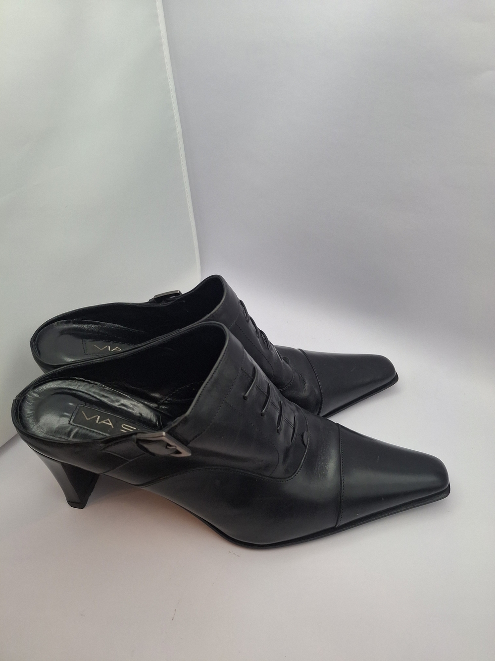 Via Spiga Black Pointed-Toe Heels